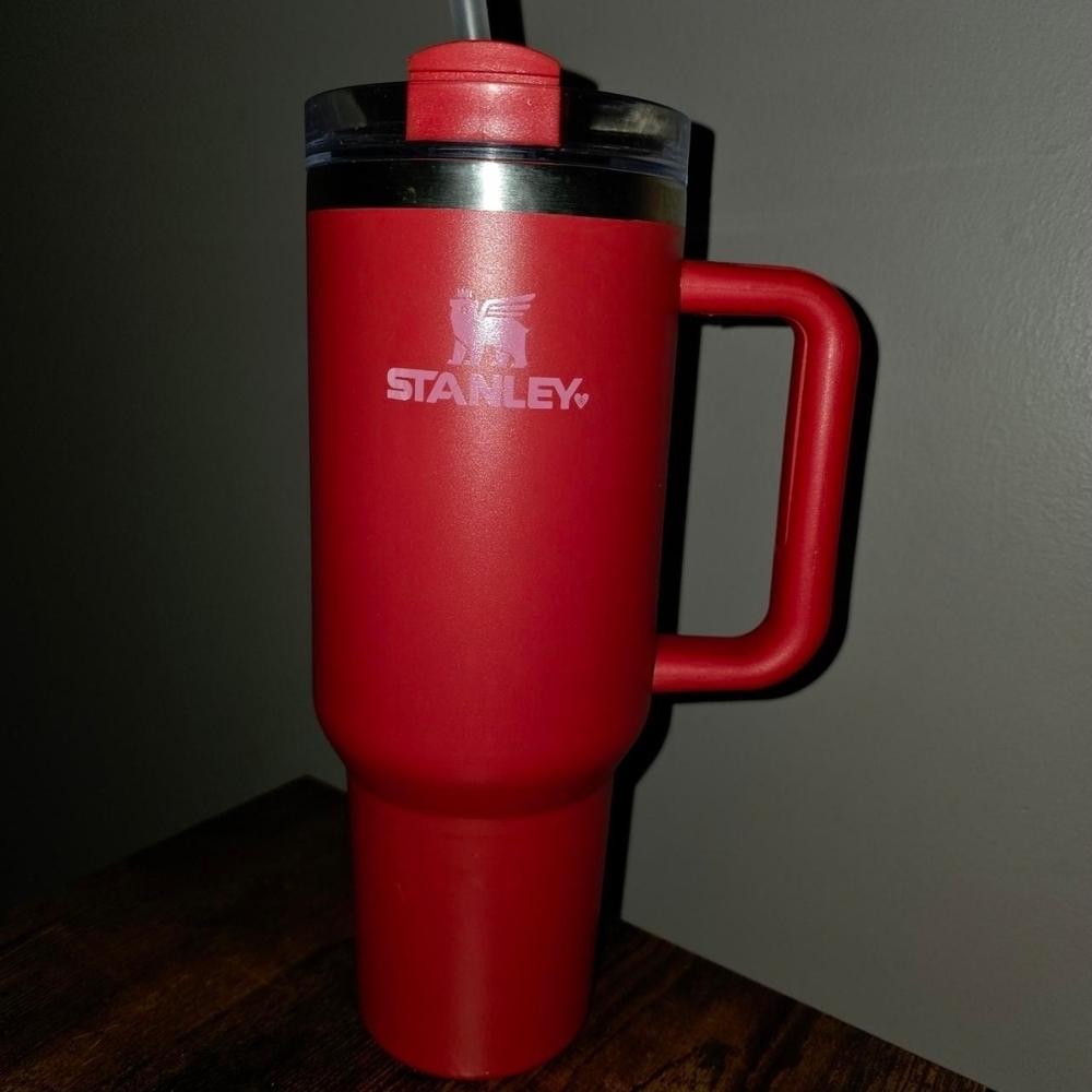 Stanley Crimson Travel Mug with Handle